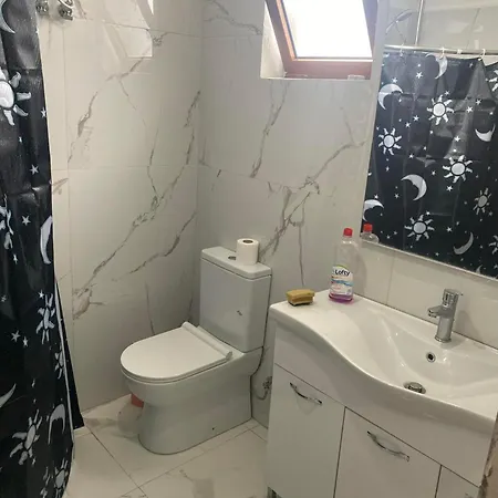 Apartment Orest Golem (Tirana)